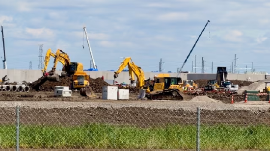 曾为数据中心提供数十亿税收减免的各州，如今撕毁相关协议